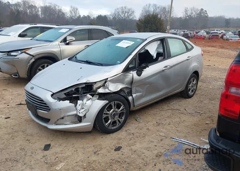 2014 Ford Fiesta Se z USA, uszkodzony, nr VIN 3FADP4BJ6EM232980